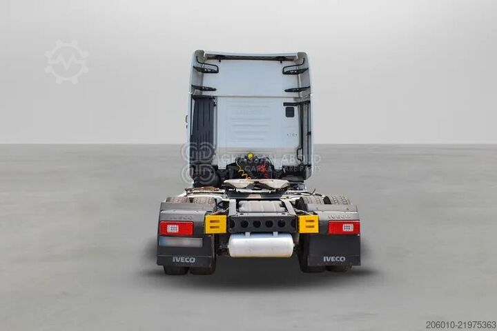 IVECO Stralis AS440S46T/P with Adblue 4X2 Tractor Head truck tractor IVECO Stralis AS440S46T/P with Adblue 4X2 Tractor Head