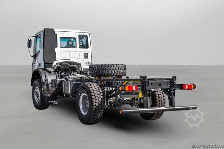 Chassis cab IVECO Euro Cargo ML150 4x4 Chassis