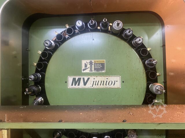 Vertikales Bearbeitungszentrum Mori Seiki MV-Junior