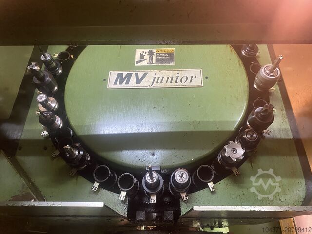 Vertikales Bearbeitungszentrum Mori Seiki MV-Junior