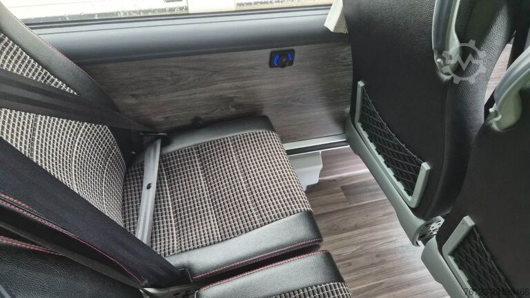 Kleinbus IVECO 2x Daily 70 Lagerfahrzeug Ferqui Sunrise 2,5 m B