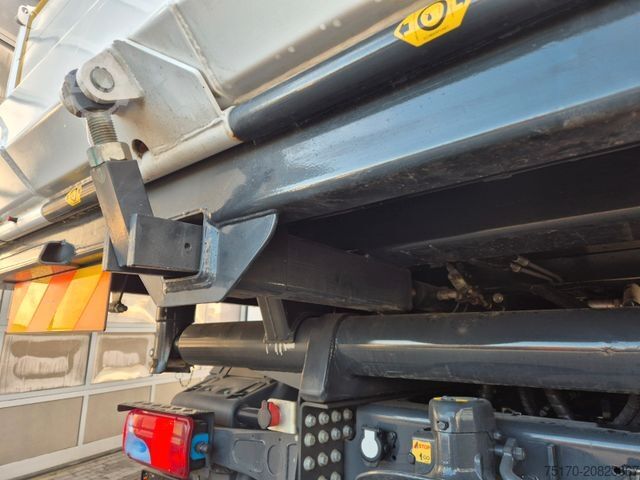 Tipper truck MAN TGS 28.510 6x4-4 BL Palfinger PK24.001 Funk AHK