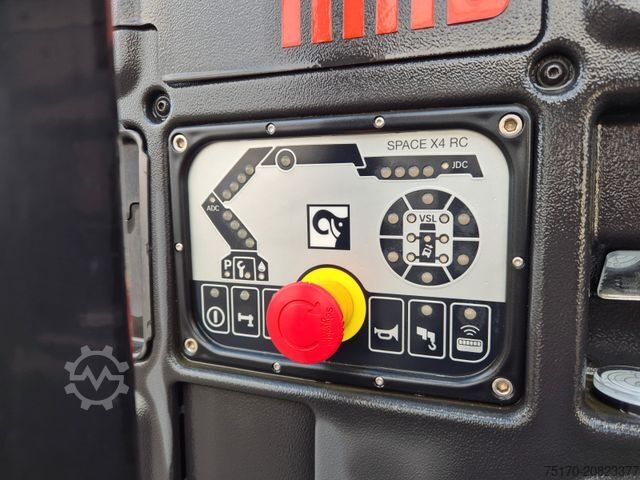 LKW mit Pritsche (offen) MERCEDES-BENZ Actros 2545 L 6x2 Hiab L-HIPRO 235 DLS-3