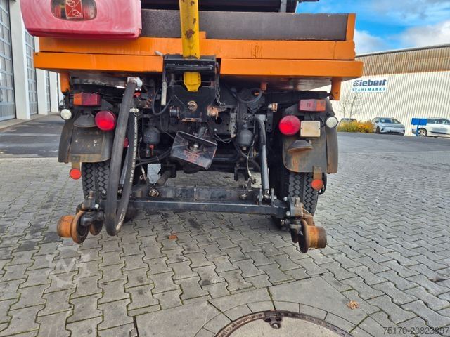 Spezial-LKW MERCEDES-BENZ Unimog U1600 4x4 Zweiweg ZW 100 S Railway 11584h