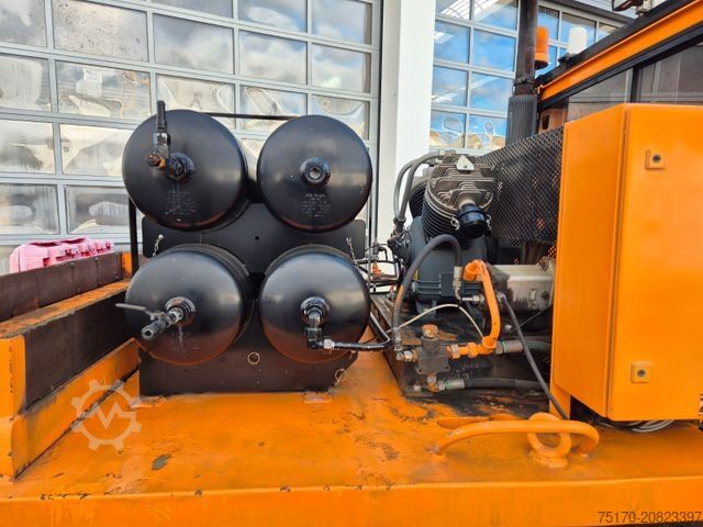 Spezial-LKW MERCEDES-BENZ Unimog U1600 4x4 Zweiweg ZW 100 S Railway 11584h