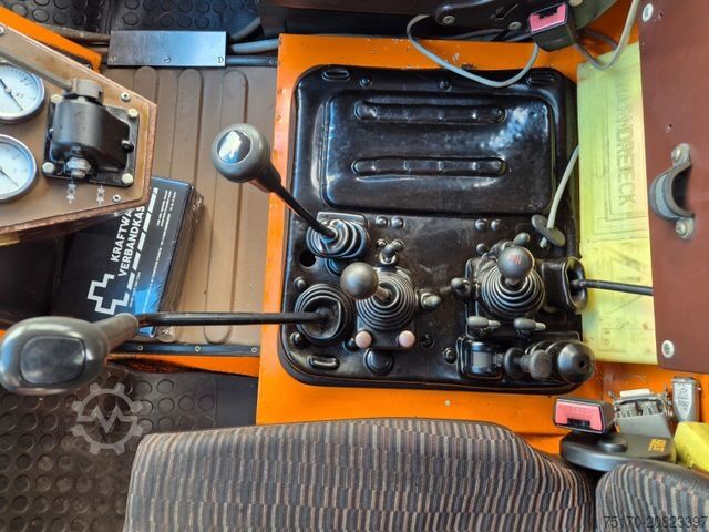 Spezial-LKW MERCEDES-BENZ Unimog U1600 4x4 Zweiweg ZW 100 S Railway 11584h