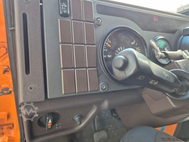 Spezial-LKW MERCEDES-BENZ Unimog U1600 4x4 Zweiweg ZW 100 S Railway 11584h