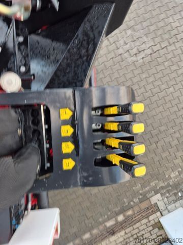 Autokran MAN TGS 26.470 6x2-4 LL Baustoff Palfinger PK20.501L