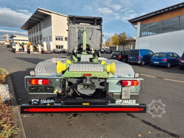 Abrollkipper MERCEDES-BENZ Arocs 2551 L 6x2/4-4 HAD HIAB ULT21S56 AHK