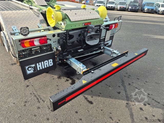 Abrollkipper MERCEDES-BENZ Arocs 2551 L 6x2/4-4 HAD HIAB ULT21S56 AHK