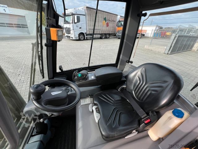 Frontstapler JUNGHEINRICH EFG 215 / Triplex: 4.25m! / SS /  4.029h