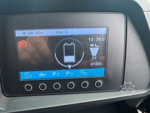 Frontstapler JUNGHEINRICH EFG 215 / Triplex: 4.25m! / SS / 4.168h / 2024