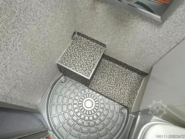 Teilintegriertes Wohnmobil HOBBY T 500 GESC - Einzelbetten - Klima -