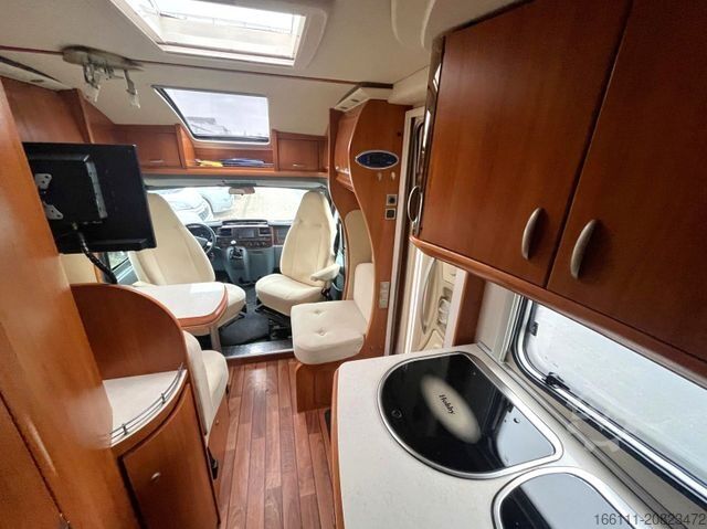 Teilintegriertes Wohnmobil HOBBY T 500 GESC - Einzelbetten - Klima -