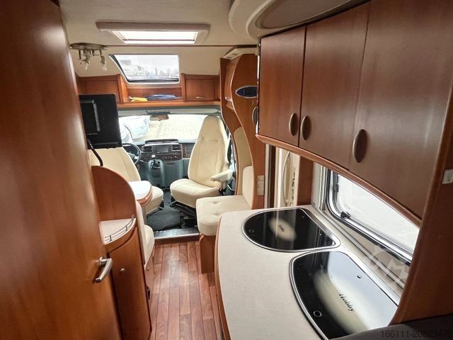 Teilintegriertes Wohnmobil HOBBY T 500 GESC - Einzelbetten - Klima -