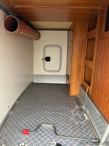 Teilintegriertes Wohnmobil HOBBY T 500 GESC - Einzelbetten - Klima -