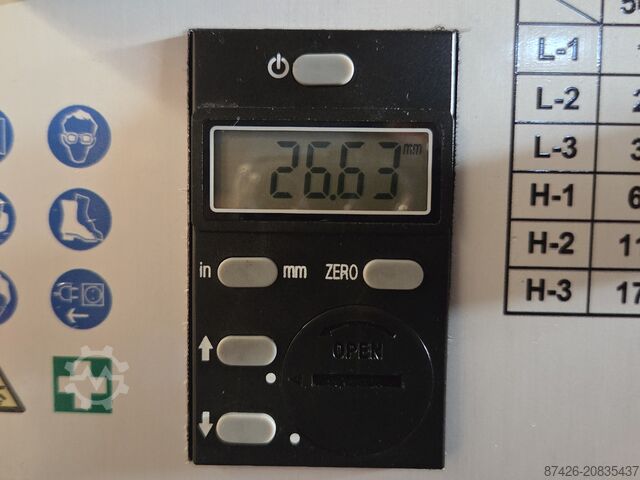 Universal-Fräs- und Bohrwerk Rogi WMD32G