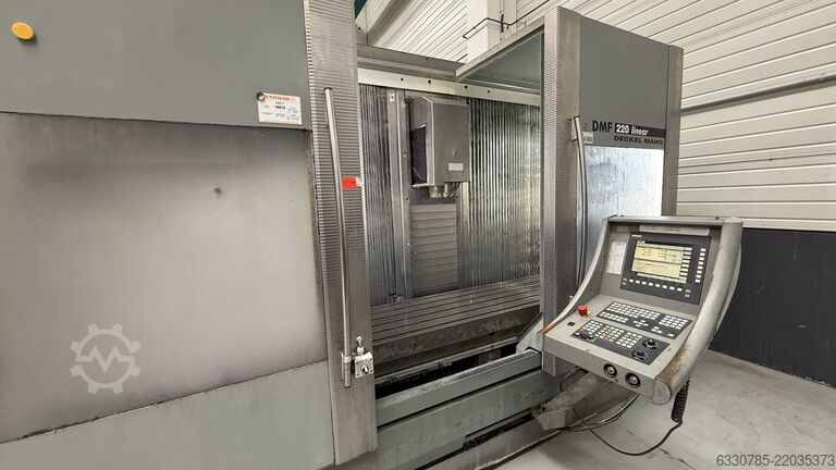 Vertical machining center Deckel Maho DMF 220 linear
