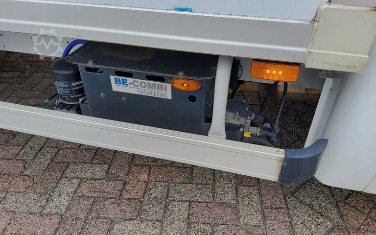Suitcase Renault Master 165.35 - VTV-98-F & OT-79-TP - BE COMBI ...