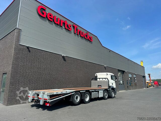 Car carrier van MAN TGS 35.520 8X2 OPRIJWAGEN/MACHINE TRANSPORTER/P...
