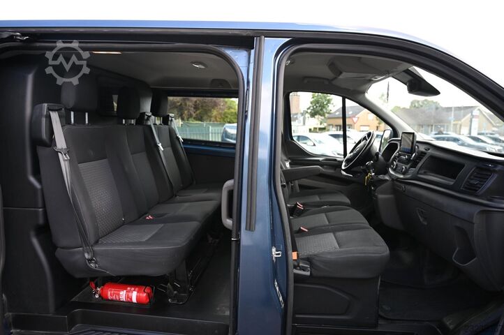 Ford Transit Custom 300 2.0 TDCi L2H1 Trend Double Cab, 6 seats, Apple CarPlay, towbar Ford Transit Custom 300 2.0 TDCI L2H1 Trend DC 6 Zit...