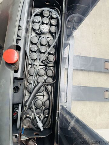 High Lift stacker Linde L 12 Batterie Bj.18