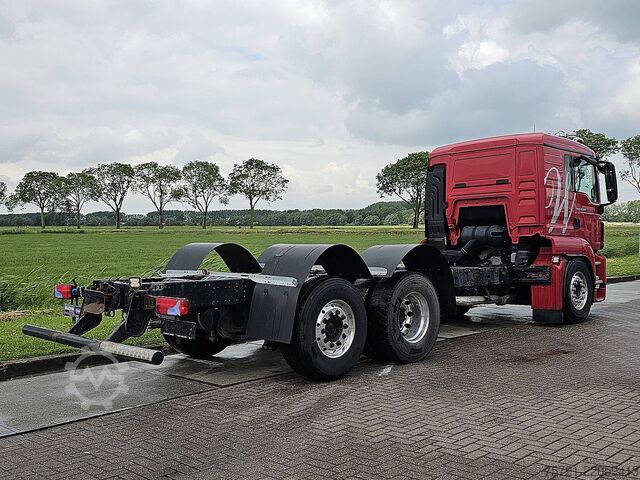 Chassis with cab M.A.N. 26.500 TGX 6x2*4