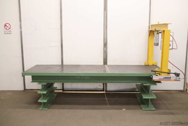 Clamping plate with straightening press unbekannt 1010/3260/H860 mm