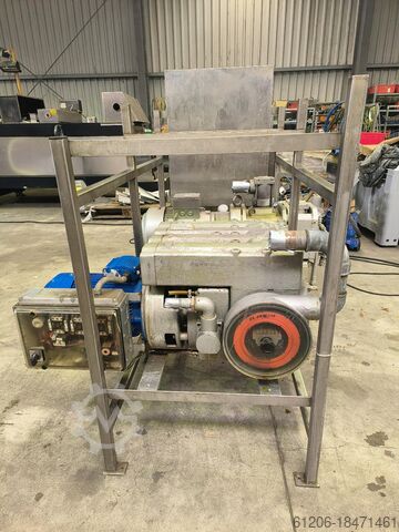 Busch Vakuumpumpenzentrale Busch 251-512 und CB 0220 D