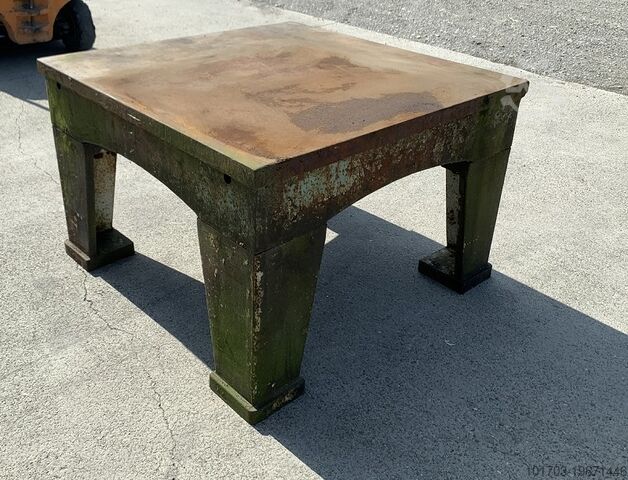 Gussmarmor auf Füßen Marbre en fonte sur pieds 1200 x 1200 x 780 mm