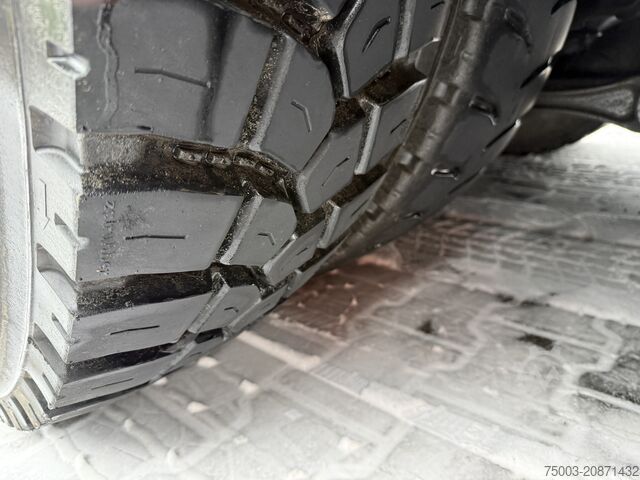 Autokran Volvo FM410 8X4 Kipper mit Kran HIAB 244-5