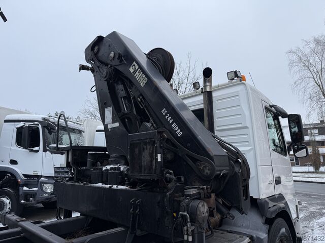 Autokran Volvo FM410 8X4 Kipper mit Kran HIAB 244-5