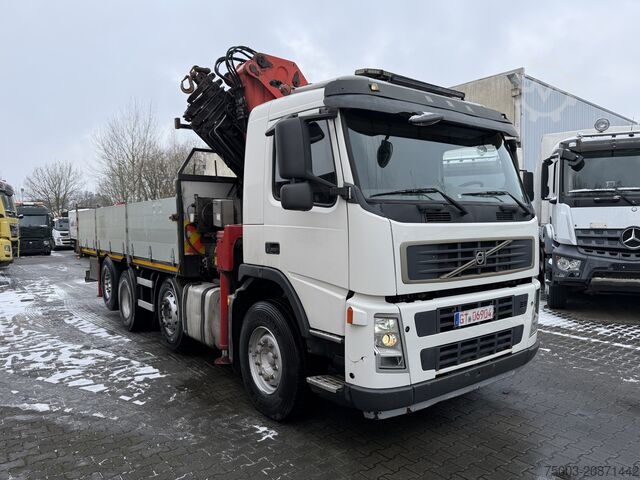 Autokran Volvo FM 380 8X2 Palfinger 35000 bis 25 Meter