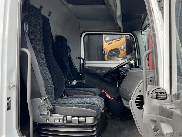 Refrigerator body van MERCEDES-BENZ Atego 816 6mCarrier Xarios 500 Diesel+StromEuro6