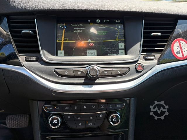 Minibus OPEL Astra 1.4 Turbo Sports Tourer/LED/Kamera/Klima