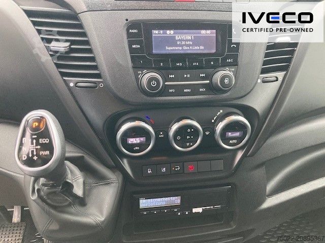 Transporter mit Koffer IVECO 70C18 Autom. Koffer/LBW - Nutzlast 3,1 to