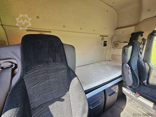 Standard-SZM MERCEDES-BENZ ACTROS 1853 LS MP5 RETARDER 2X TANK