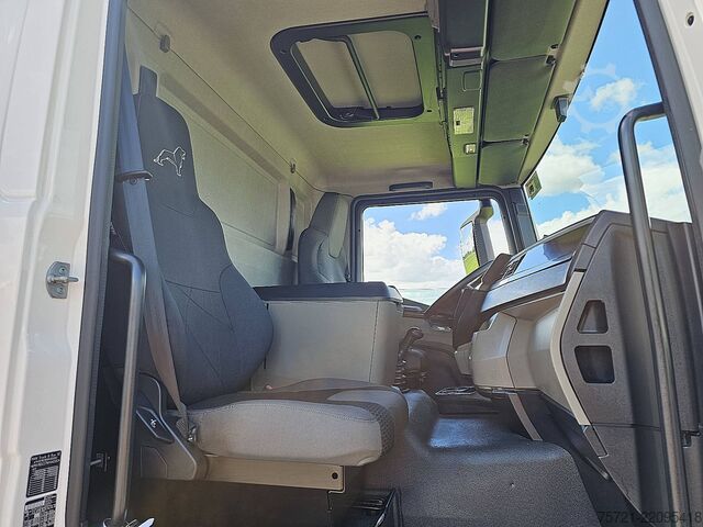 Refrigerated/frozen transport M.A.N. 18.250 M2000