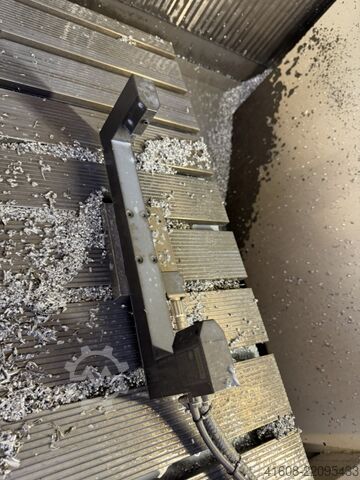 Machining Center - Universal DMG-DECKEL-MAHO DMF 250 Linear