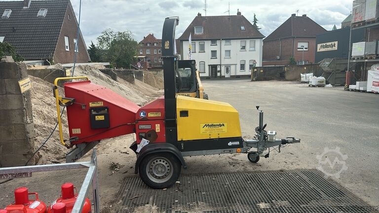 Shredder Dücker HM 160 Wood Chipper