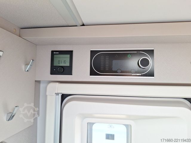Semi-integrated camper HYMER/ERIBA Exsis-t 474 AUTOMATIK, SAT+TV, NAVI+RFK, MARKISE