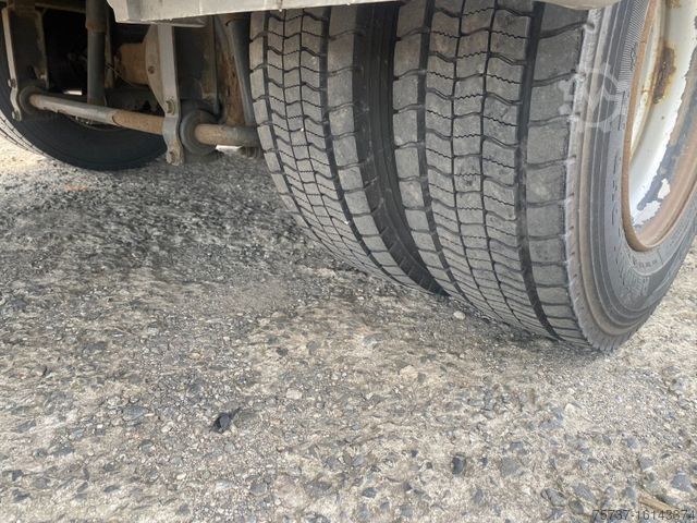 Pick-up van MERCEDES-BENZ 818 Klima / Standh. / Motorbremse / 7,15L