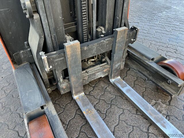 Reach Truck Toyota RRE 140 H
