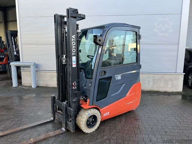 Electric 3-wheel forklift Toyota 8 FBET 18