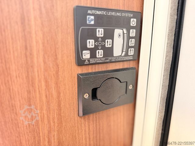 Integriertes Wohnmobil CARTHAGO Chic S-Plus I 61 XL LE *Einzelbetten-Hubbett*