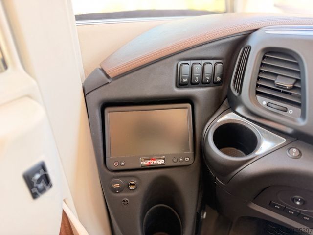 Integriertes Wohnmobil CARTHAGO Chic S-Plus I 61 XL LE *Einzelbetten-Hubbett*