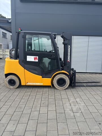 LPG-Gabelstapler Jungheinrich TFG 430S 440DZ nur an Händler