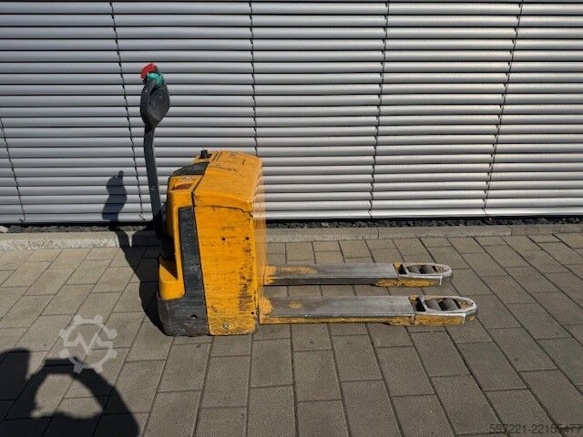Elektrische Niederhubwagen Jungheinrich EJE 116  res HP