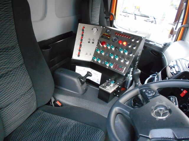 Kehrmaschine Mercedes-Benz Atego 1324 LKO 4x2 / Themis SH7B D/HD