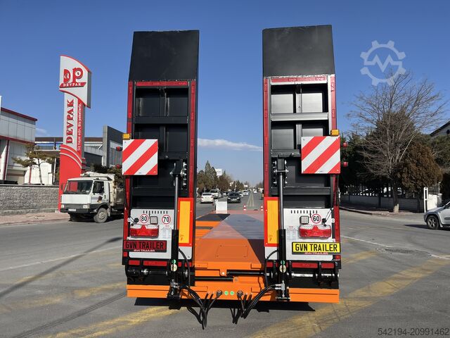 Low loader semitrailer GVN Trailer 2+1 Axle Platform Trailer